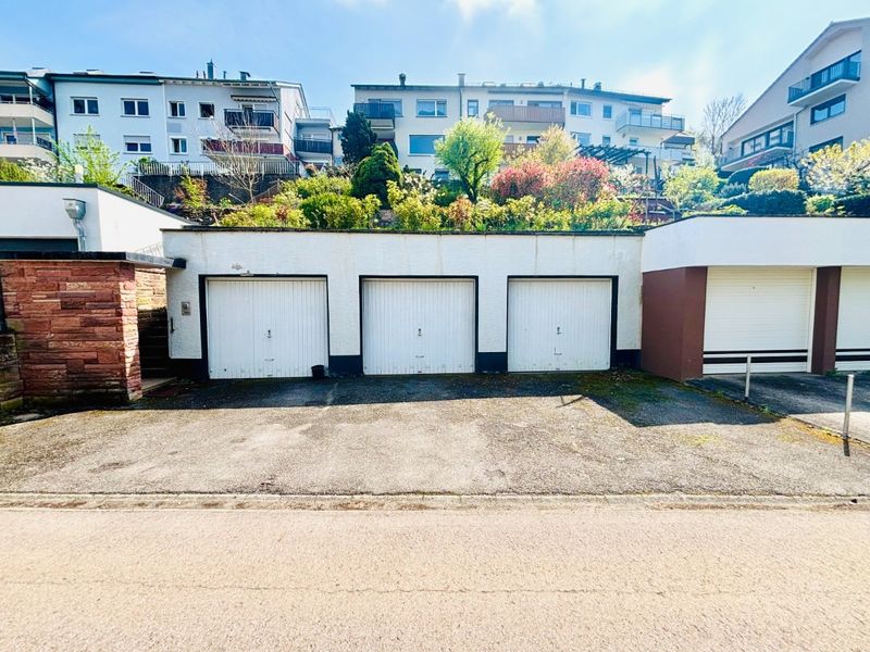 Toplage trifft Vision – Mehrfamilienhaus mit Ausbaureserve, Weitblick und vier Garagen